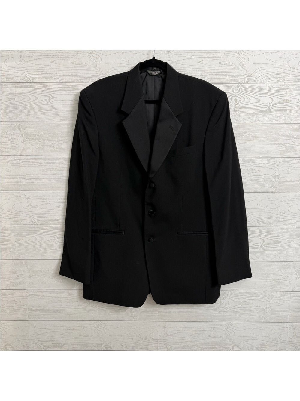 Jean-Yues Pour-L-Hemme Men’s Black Tuxedo Blazer Jacket. Size 42